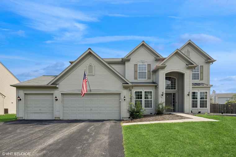 Photo of 342 Sweet Gum St Bolingbrook, IL 60490