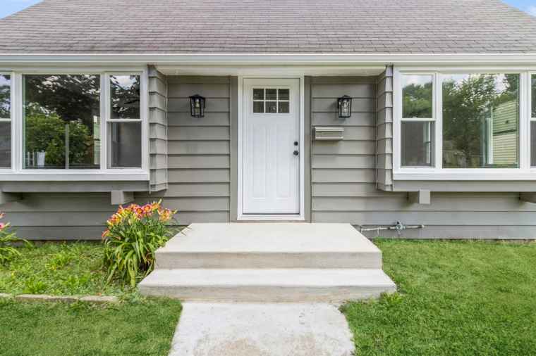 Photo of 9934 Herrick Ave Franklin Park, IL 60131