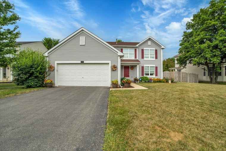 Photo of 157 Concord Dr Oswego, IL 60543