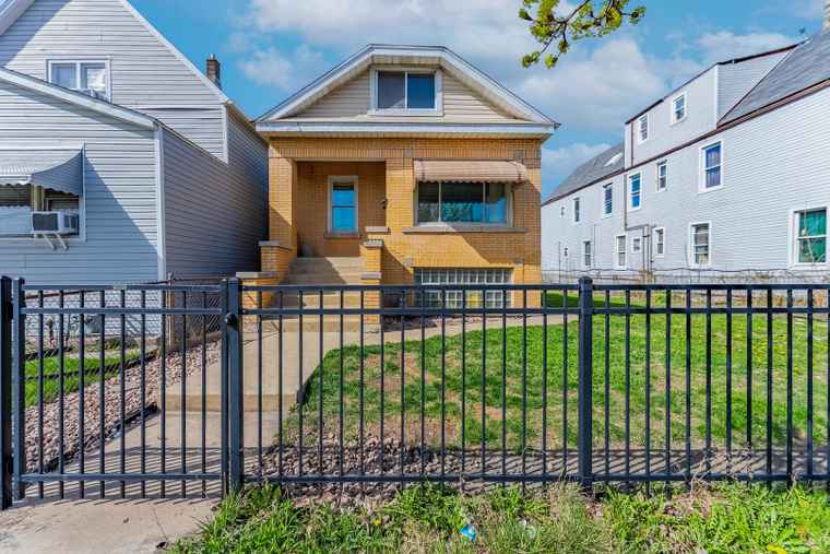 Photo of 5334 W 26th St Cicero, IL 60804