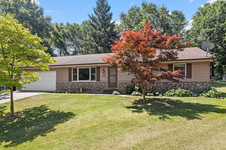 Photo of 510 W Dolph St Yorkville, IL 60560