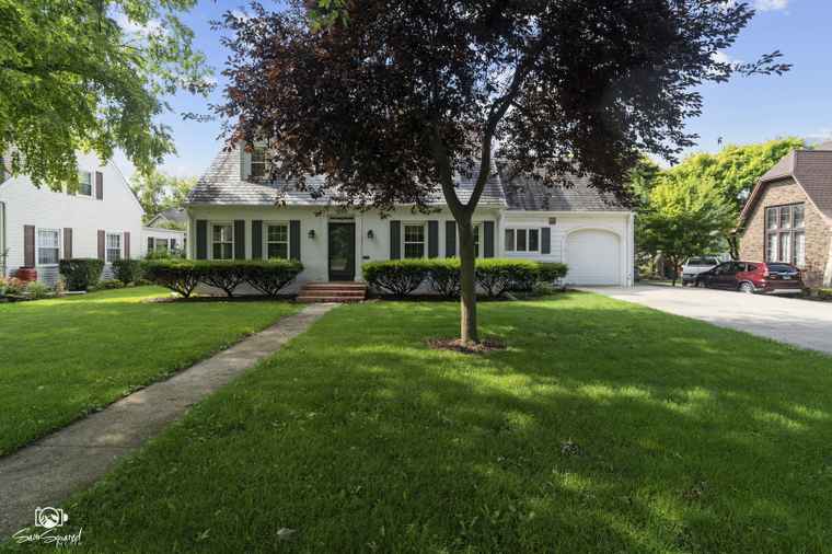 Photo of 1210 Glenwood Ave Joliet, IL 60435