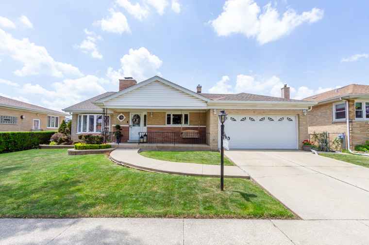 Photo of 1820 N 18th Ave Melrose Park, IL 60160