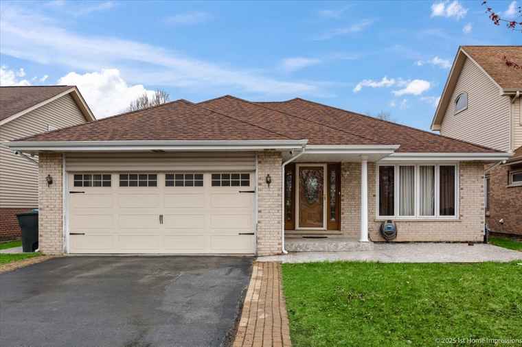 Photo of 5316 W Mint Julip Dr Alsip, IL 60803