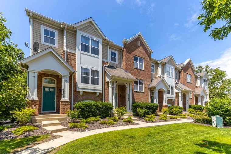 Photo of 6163 Mayfair St Morton Grove, IL 60053