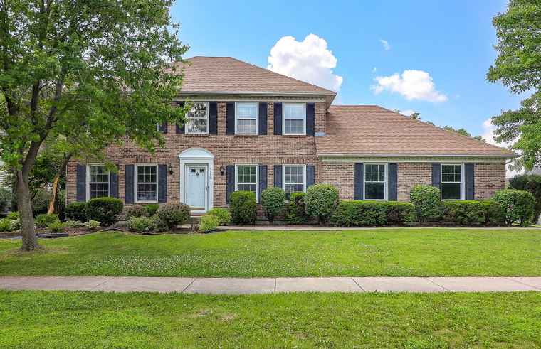 Photo of 1718 Beloit Dr Naperville, IL 60565