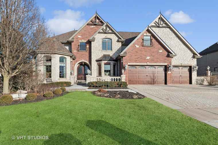 Photo of 22957 Devonshire Ln Frankfort, IL 60423