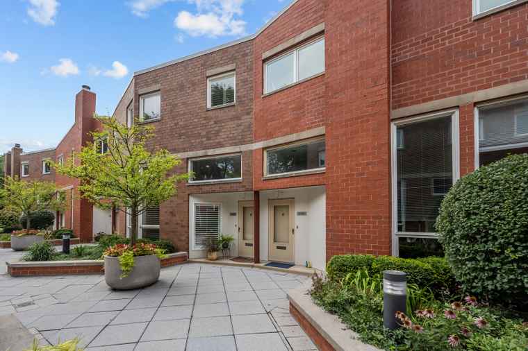 Photo of 1219 Central St Unit B Evanston, IL 60201