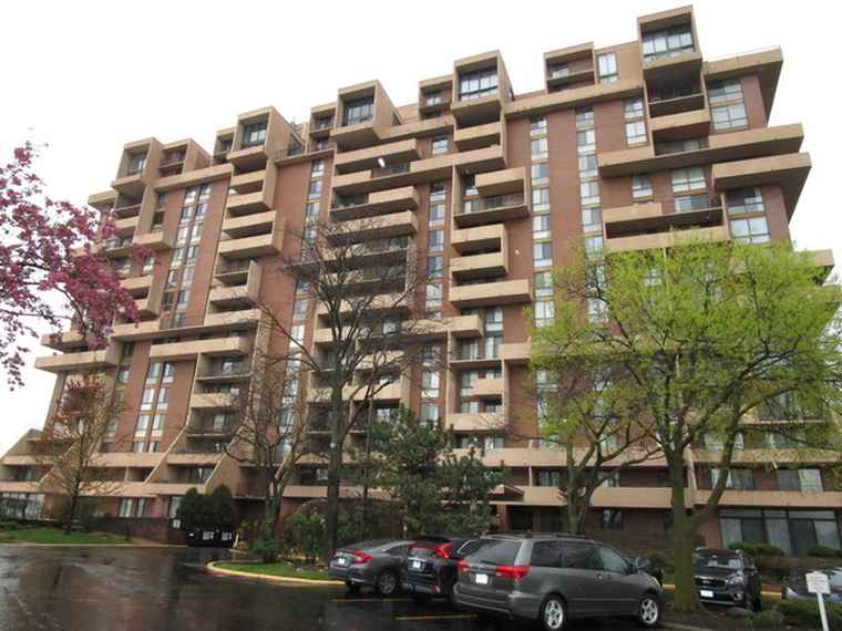 Photo of 465 W Dominion Dr #508 Wood Dale, IL 60191