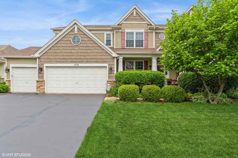 Photo of 978 Forestview Way Antioch, IL 60002
