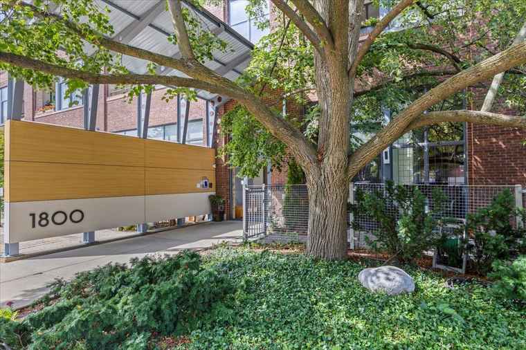 Photo of 1800 Ridge Ave #107 Evanston, IL 60201