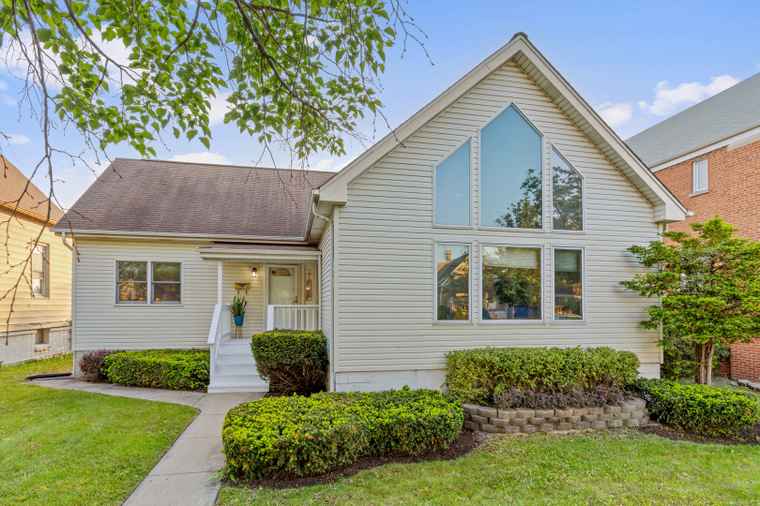 Photo of 28 Washington Ave La Grange, IL 60525