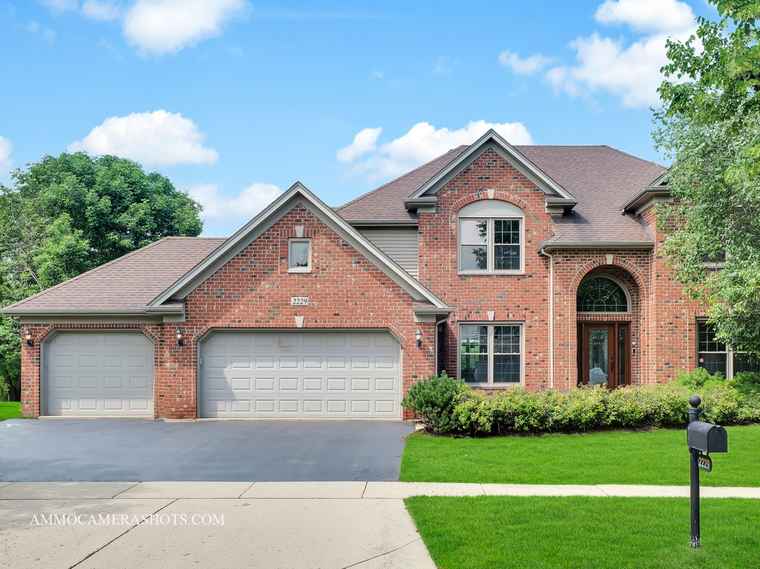 Photo of 2229 Sutton Dr South Elgin, IL 60177