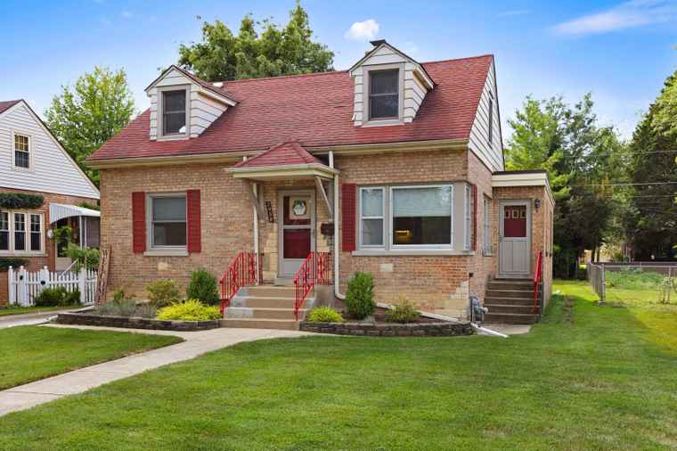 Photo of 2938 Vernon Ave Brookfield, IL 60513
