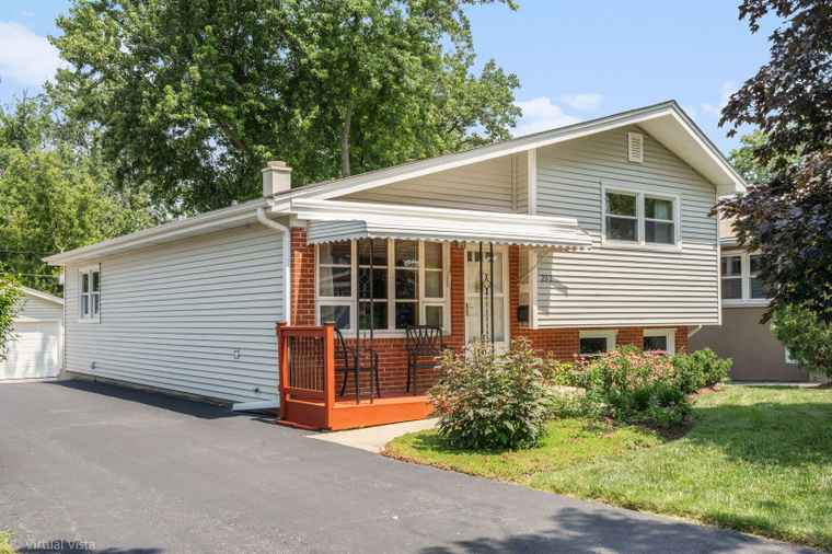 Photo of 252 W Ethel Ave Lombard, IL 60148