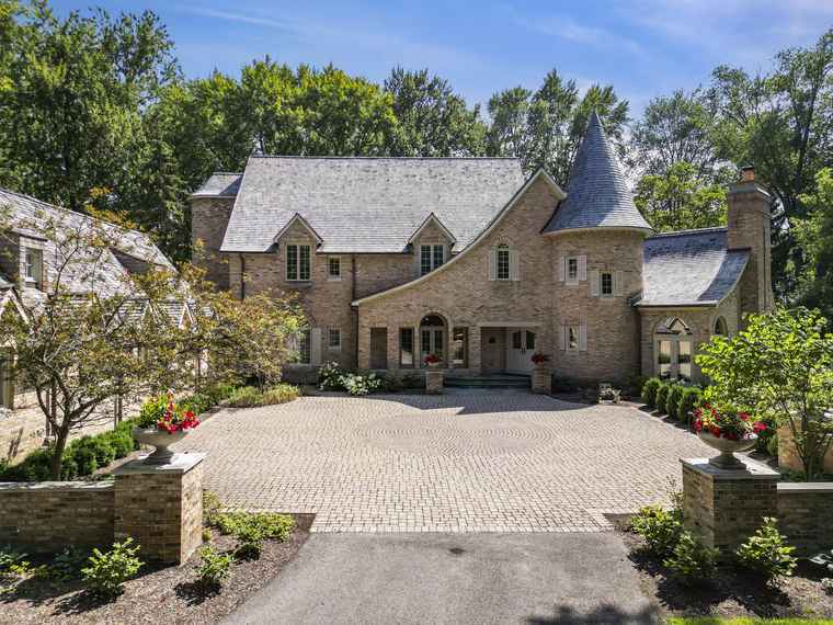 Photo of 285 W Westminster Ave Lake Forest, IL 60045