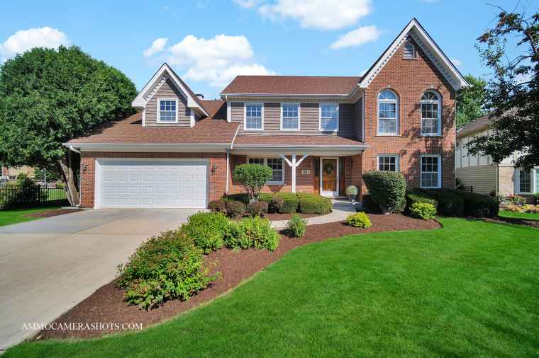 Photo of 1801 Schillerstrom Ct Wheaton, IL 60189