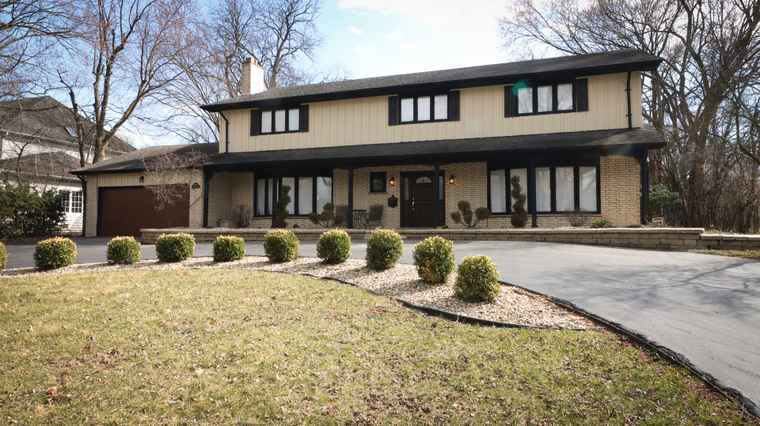 Photo of 2702 1st Private Rd Flossmoor, IL 60422