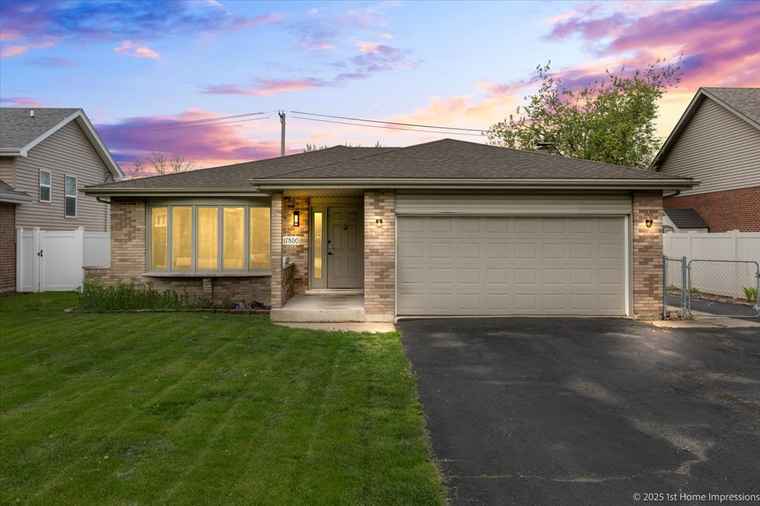 Photo of 17800 Ridgeland Ave Tinley Park, IL 60477