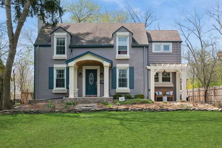 Photo of 32 Valley Rd Highland Park, IL 60035