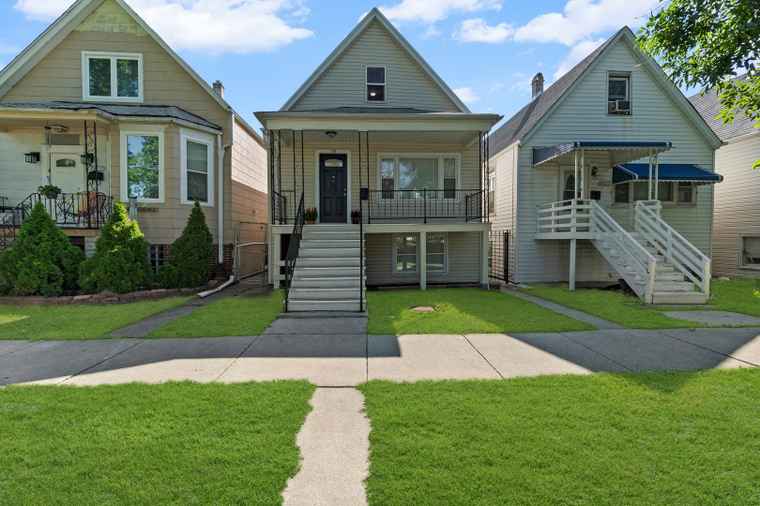 Photo of 1225 S 49th Ct Cicero, IL 60804