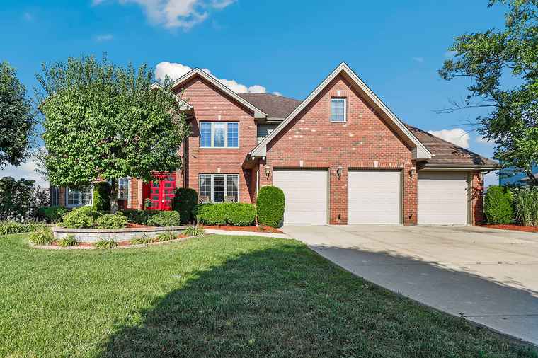 Photo of 1502 Kinross St Flossmoor, IL 60422