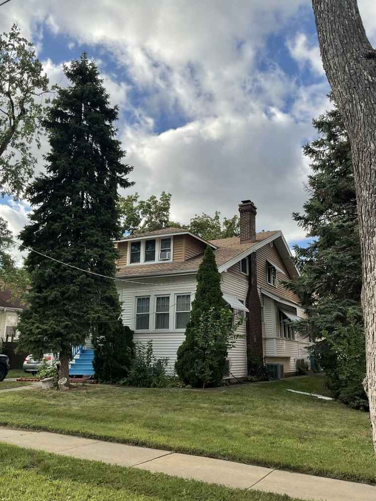 Photo of 1618 Ashland Ave Des Plaines, IL 60016