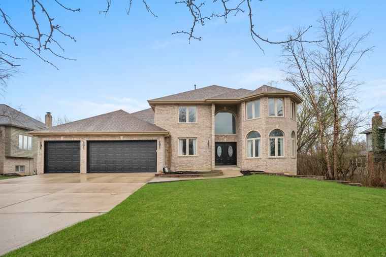 Photo of 7253 Southwick Dr Frankfort, IL 60423
