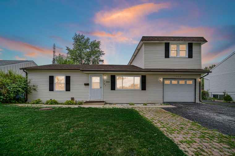 Photo of 1578 Ardmore Ave Glendale Heights, IL 60139