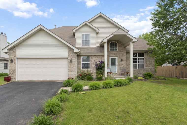 Photo of 24850 Michele Dr Plainfield, IL 60544