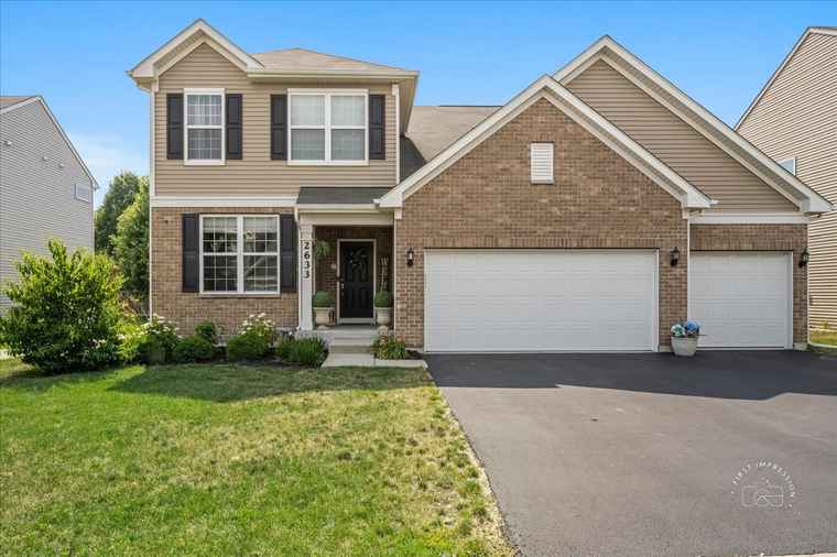 Photo of 2633 Camden St Geneva, IL 60134