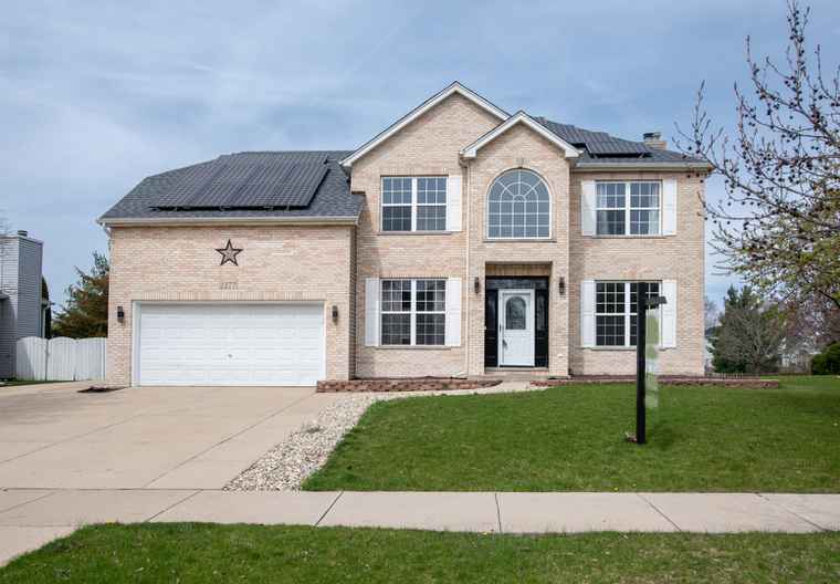 Photo of 2177 Meadowview Ln Yorkville, IL 60560
