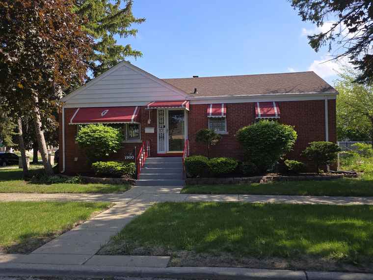 Photo of 1900 S 23rd Ave Maywood, IL 60153