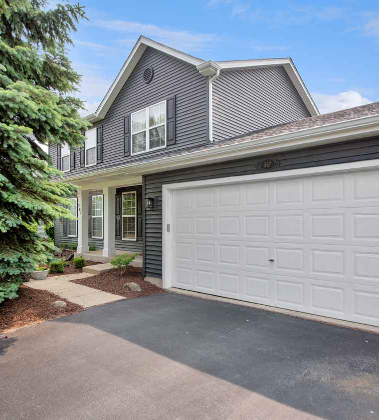 Photo of 567 Heritage Dr Oswego, IL 60543