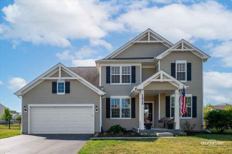 Photo of 1432 Ruby Dr Yorkville, IL 60560