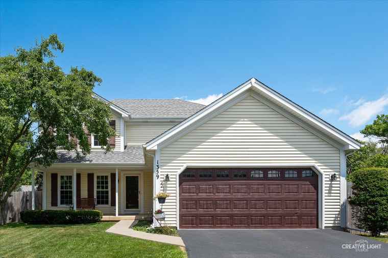 Photo of 1359 Pine St Batavia, IL 60510
