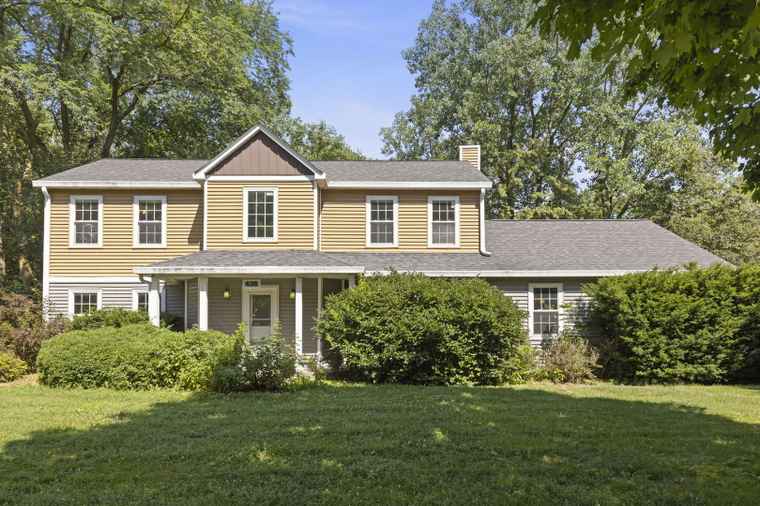 Photo of 436 Cambridge Way Bolingbrook, IL 60440