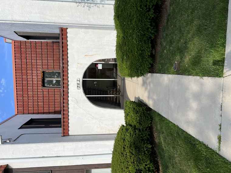 Photo of 743 E Fullerton Ave #103 Glendale Heights, IL 60139