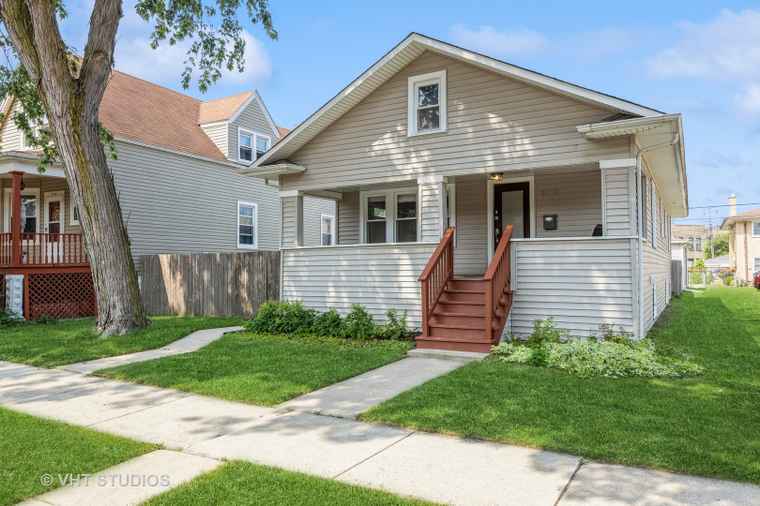 Photo of 3710 Prairie Ave Brookfield, IL 60513