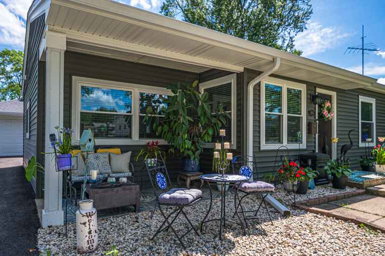 Photo of 1815 Evergreen Ave Hanover Park, IL 60133