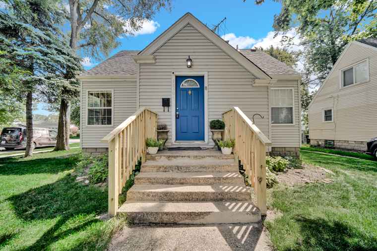 Photo of 18301 Chicago Ave Lansing, IL 60438