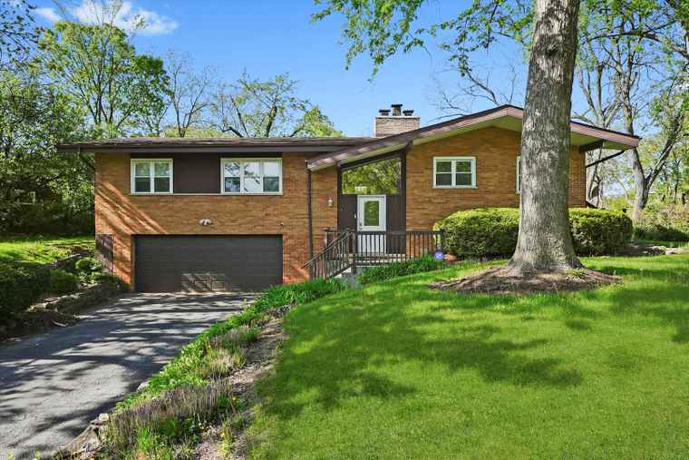 Photo of 2747 Perry Rd Flossmoor, IL 60422