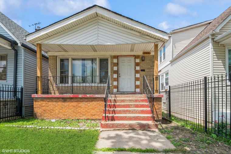 Photo of 6340 S Bell Ave Chicago, IL 60636