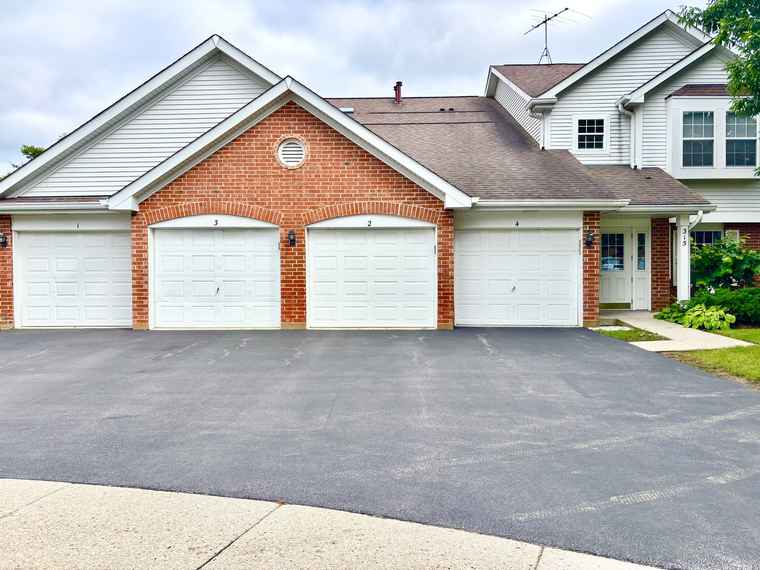 Photo of 315 Ashbury Ct #3 Roselle, IL 60172