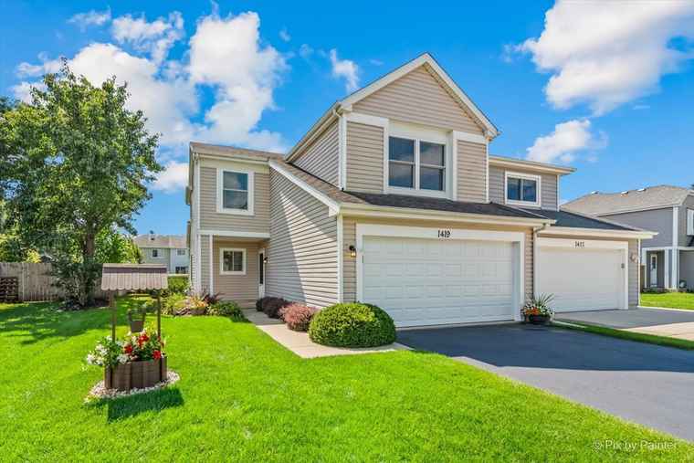 Photo of 1419 S Pembroke Dr South Elgin, IL 60177