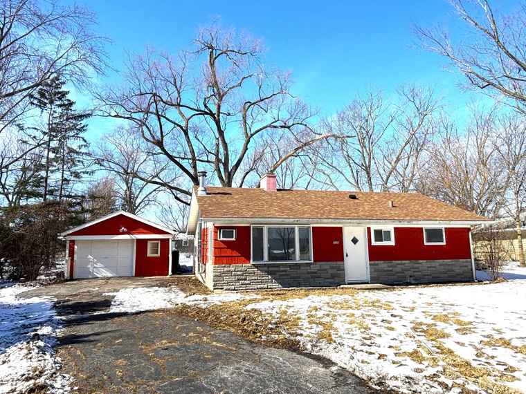Photo of 1320 S Wayside Dr Villa Park, IL 60181
