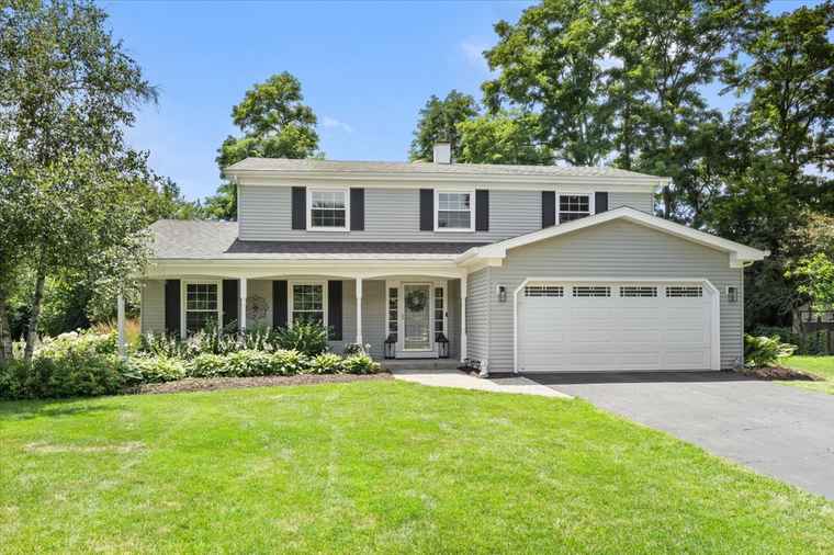 Photo of 1544 Orth Ct Wheaton, IL 60189