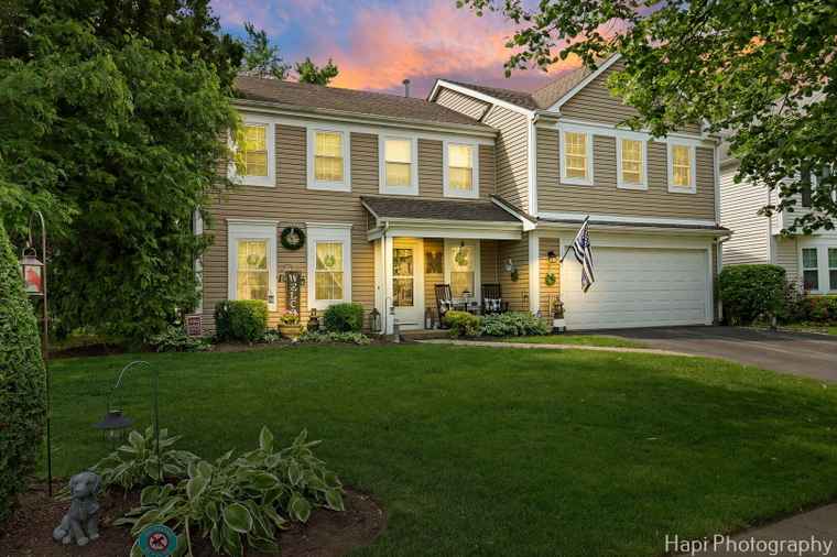 Photo of 153 Knightsbridge Dr Mundelein, IL 60060
