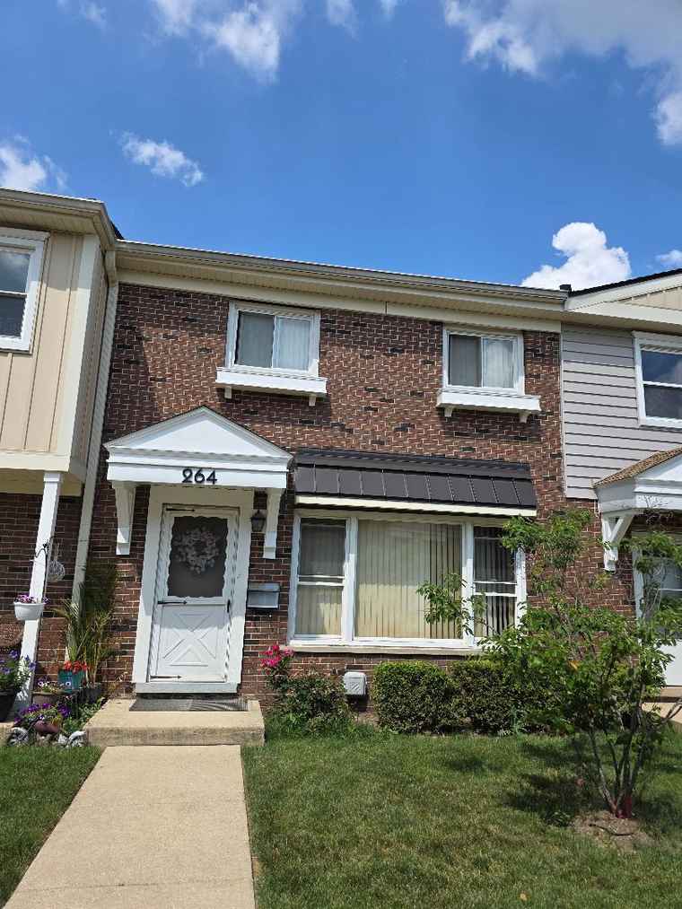 Photo of 264 Bay St Wood Dale, IL 60191
