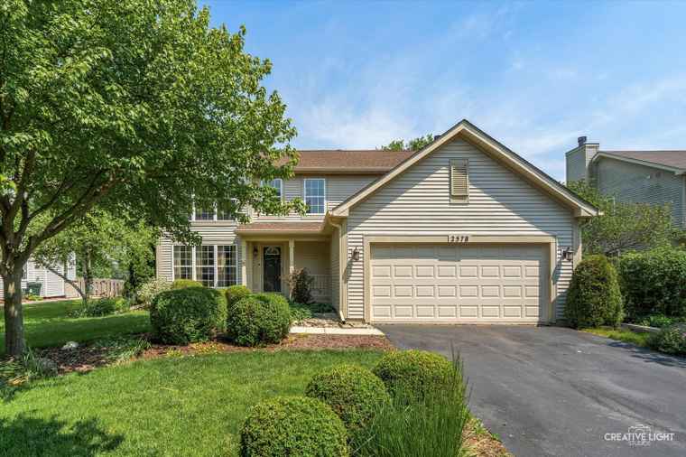 Photo of 2578 Wild Dunes Cir Aurora, IL 60503